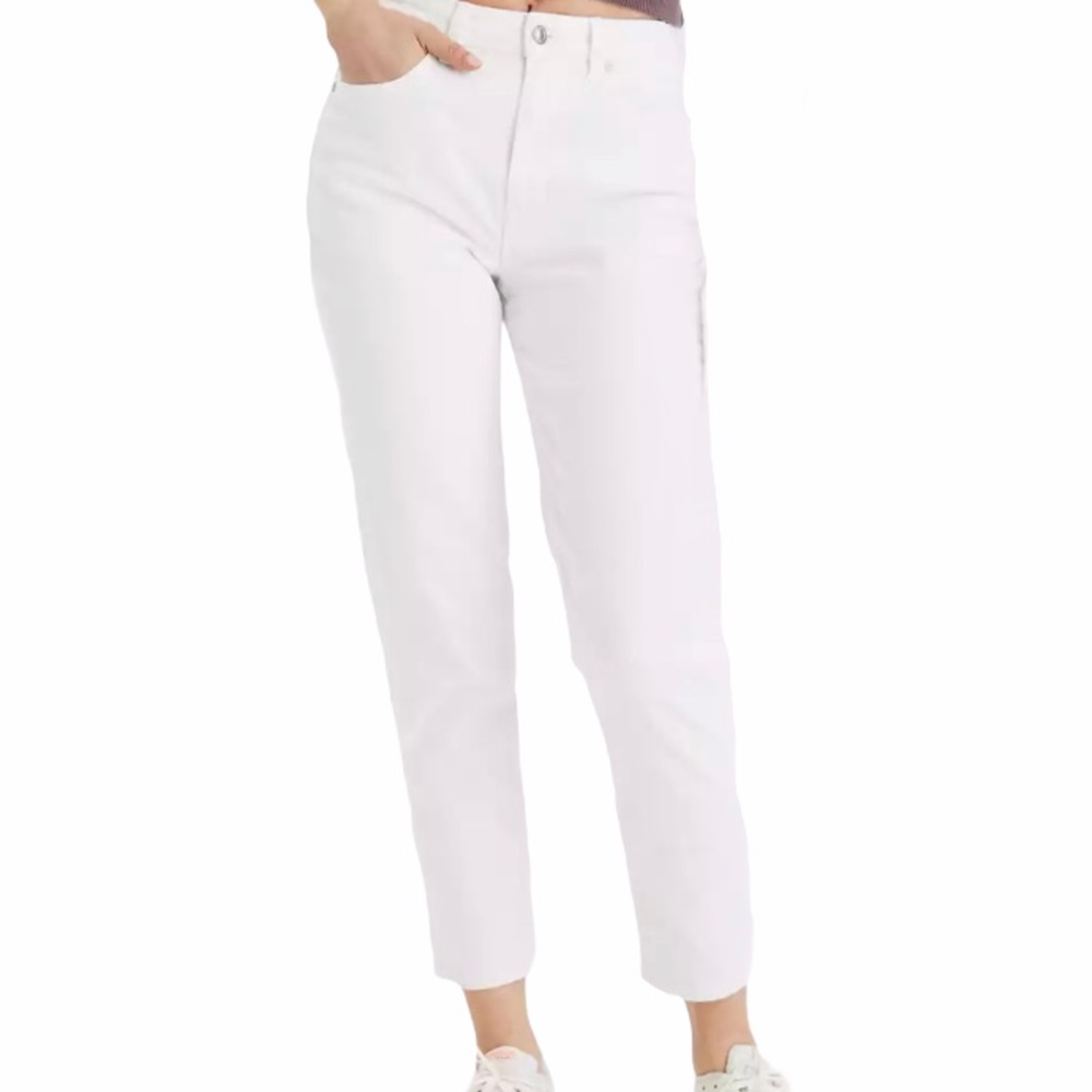 American Eagle Curvy Mom Jeans Size 18 White